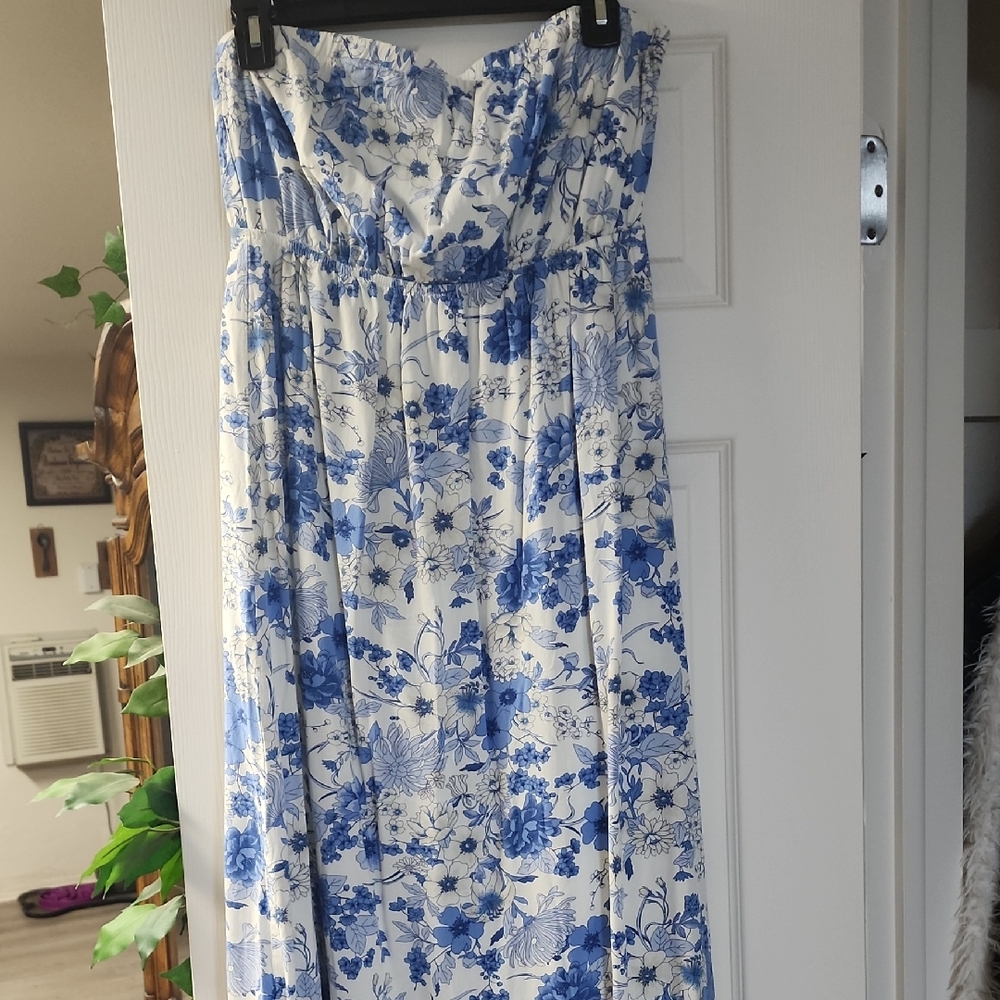 Old Navy Strapless Blue Floral Maxi Dress